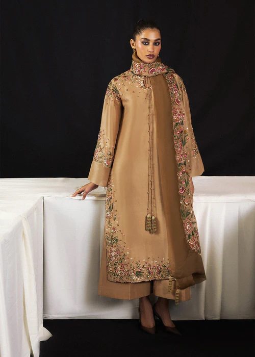 Timeless Elegance, Modern Pakistani Craft